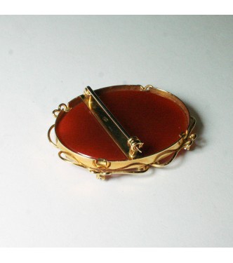 Spilla oro corniola scena mitologica